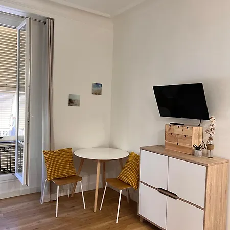 Simply The Best! Need! Apartman *